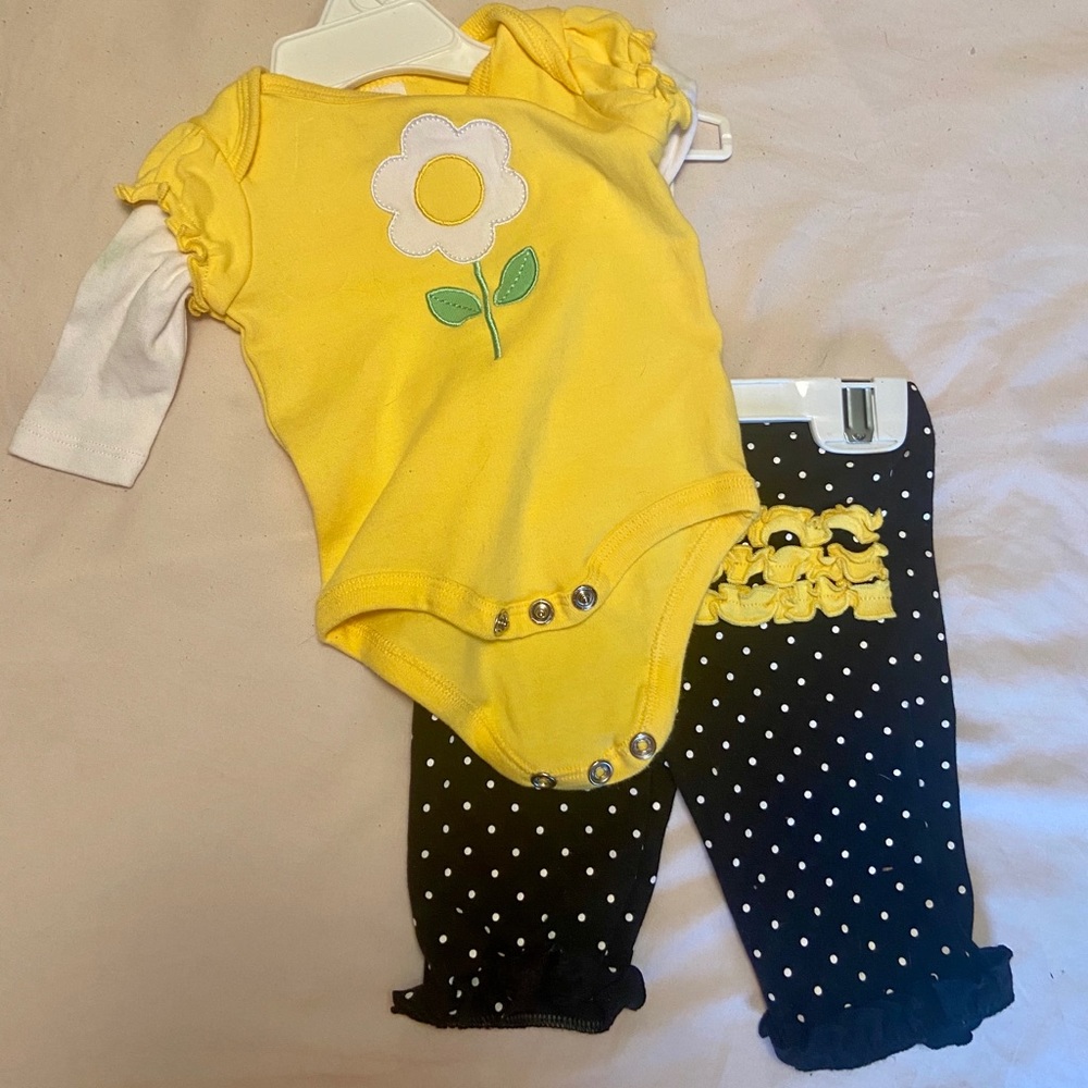 Newborn girls yellow flower outfit